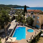 Marialena Aparthotel 2*
