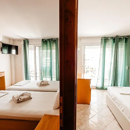 Marialena Apart Otel 2*