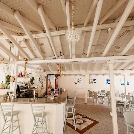 アパートホテル Marialena 2*