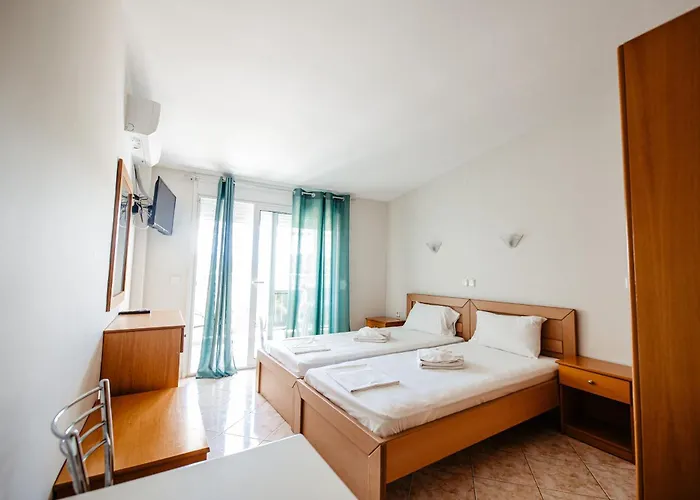 Marialena Aparthotel Potos