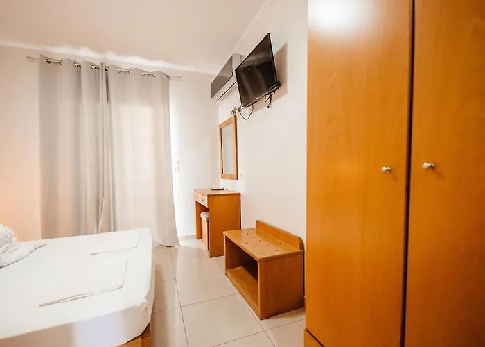 Aparthotel Marialena Potos