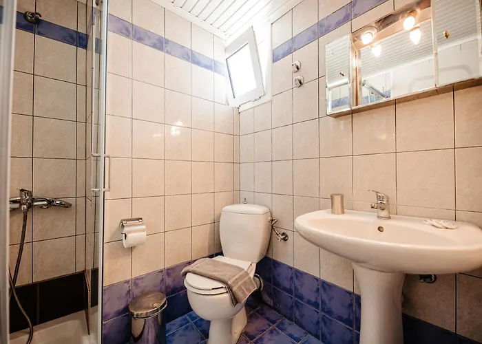 Marialena Aparthotel 2*