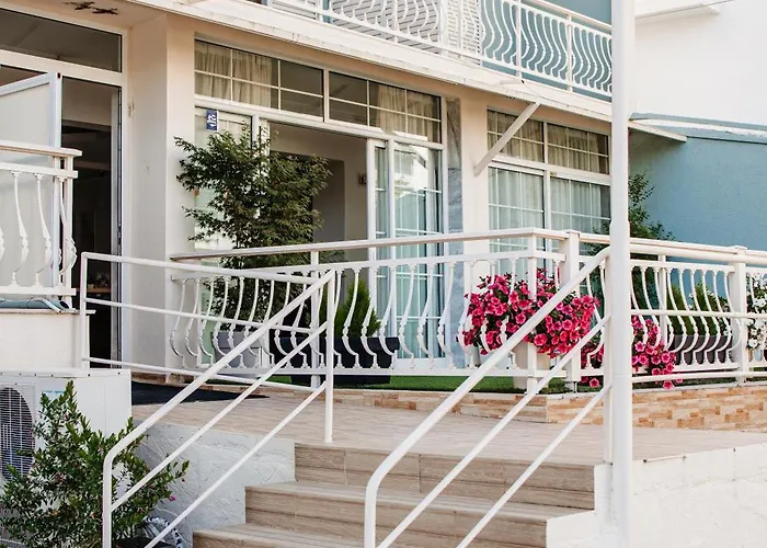 Aparthotel Marialena 2*