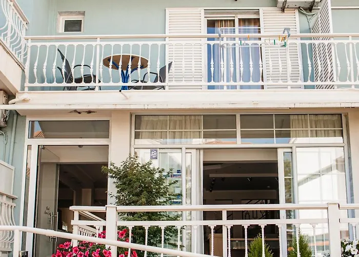 Marialena Aparthotel Potos