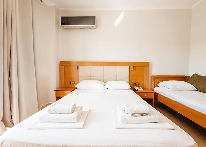 Marialena Aparthotel Potos